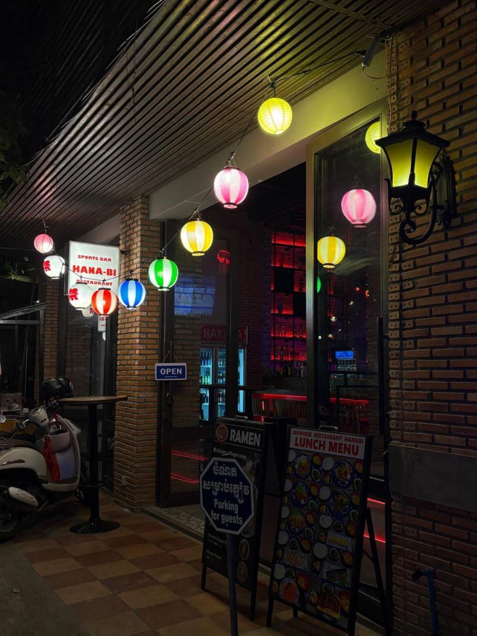 Hostel Fuji Phnom-Penh Buitenkant foto